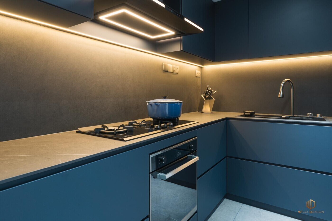 Triz Arte - Black & White - Kitchen - New Condo - $60,000