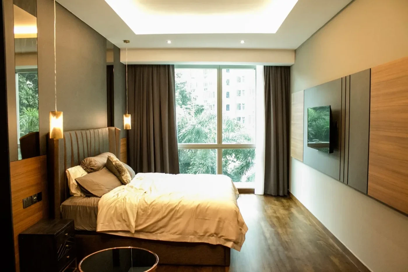 DEZIGN ORIGIN HAUS - Modern / Contemporary -  - Resale Condo - $135,000