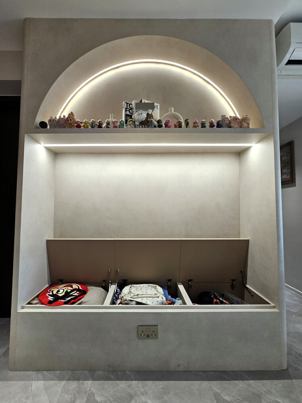 Project Red - Modern / Contemporary -  - New Condo - $35,000