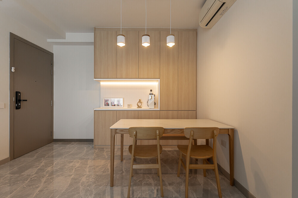 Elite Boss - Modern / Contemporary -  - New Condo - $30,000