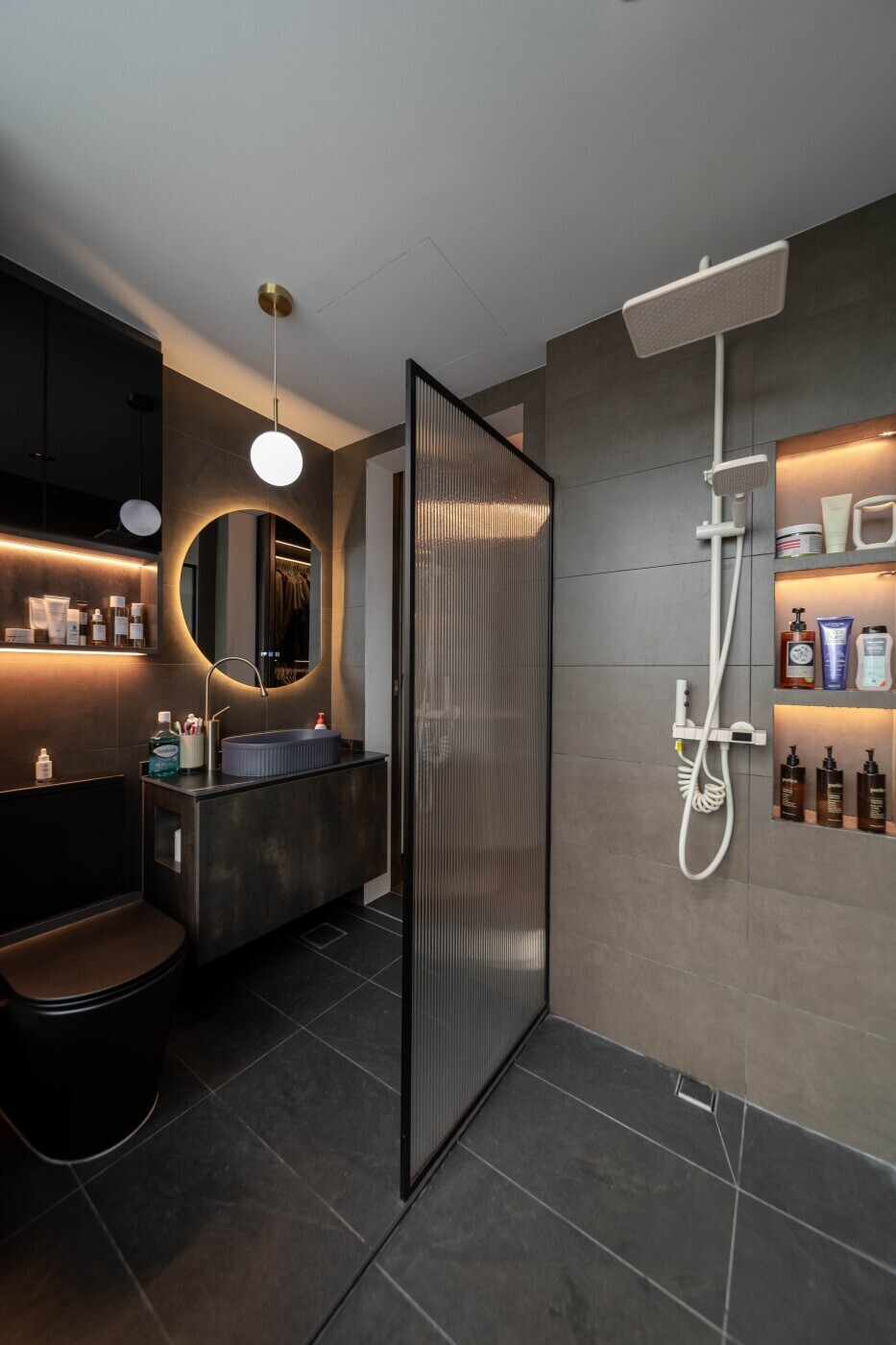 Art Of Integrity Studio - Artistic / Eclectic - Master Bathroom - Resale Condo - $79,000