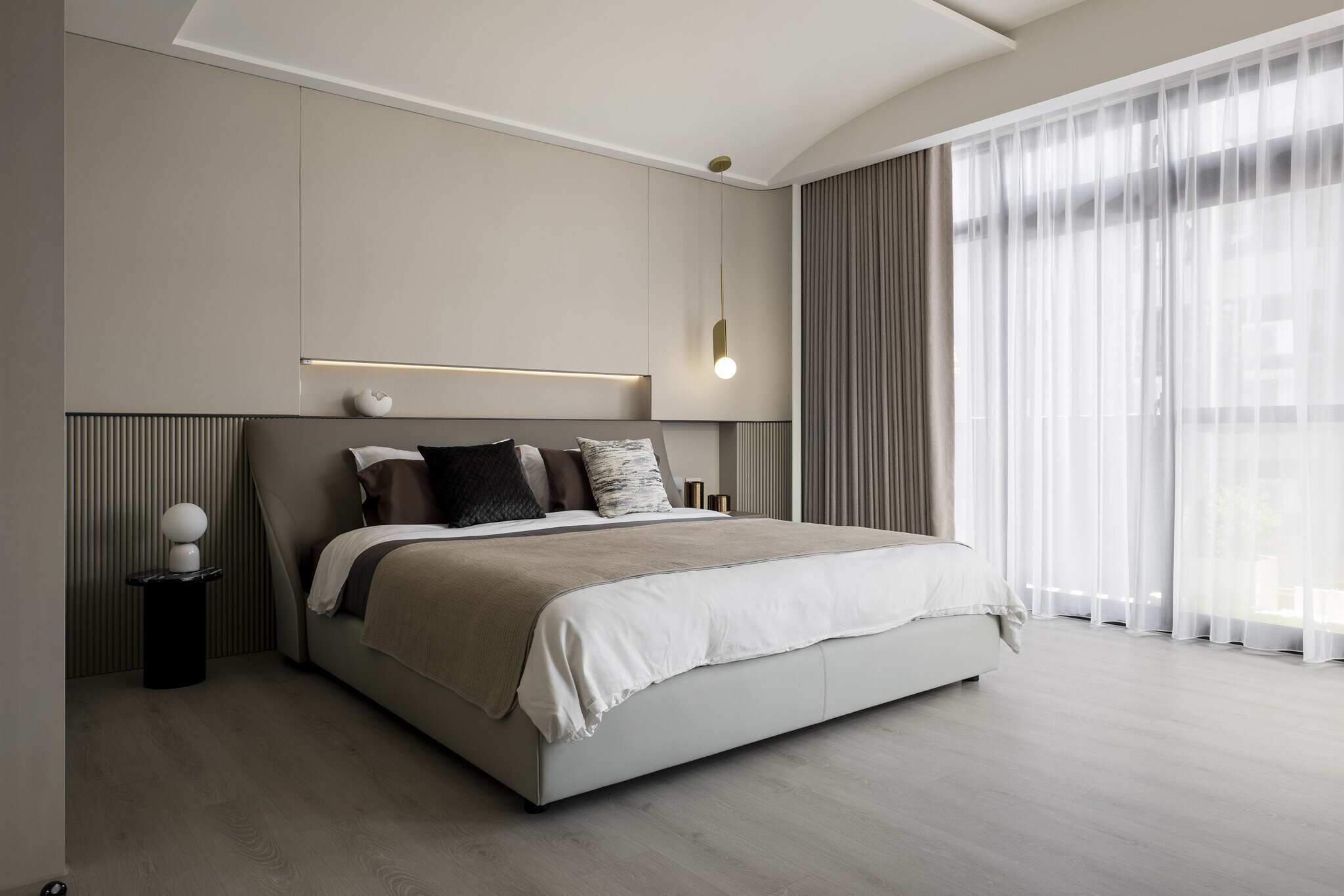 Haus of Design - Modern / Contemporary - Master Bedroom - Resale Condo - $120,000
