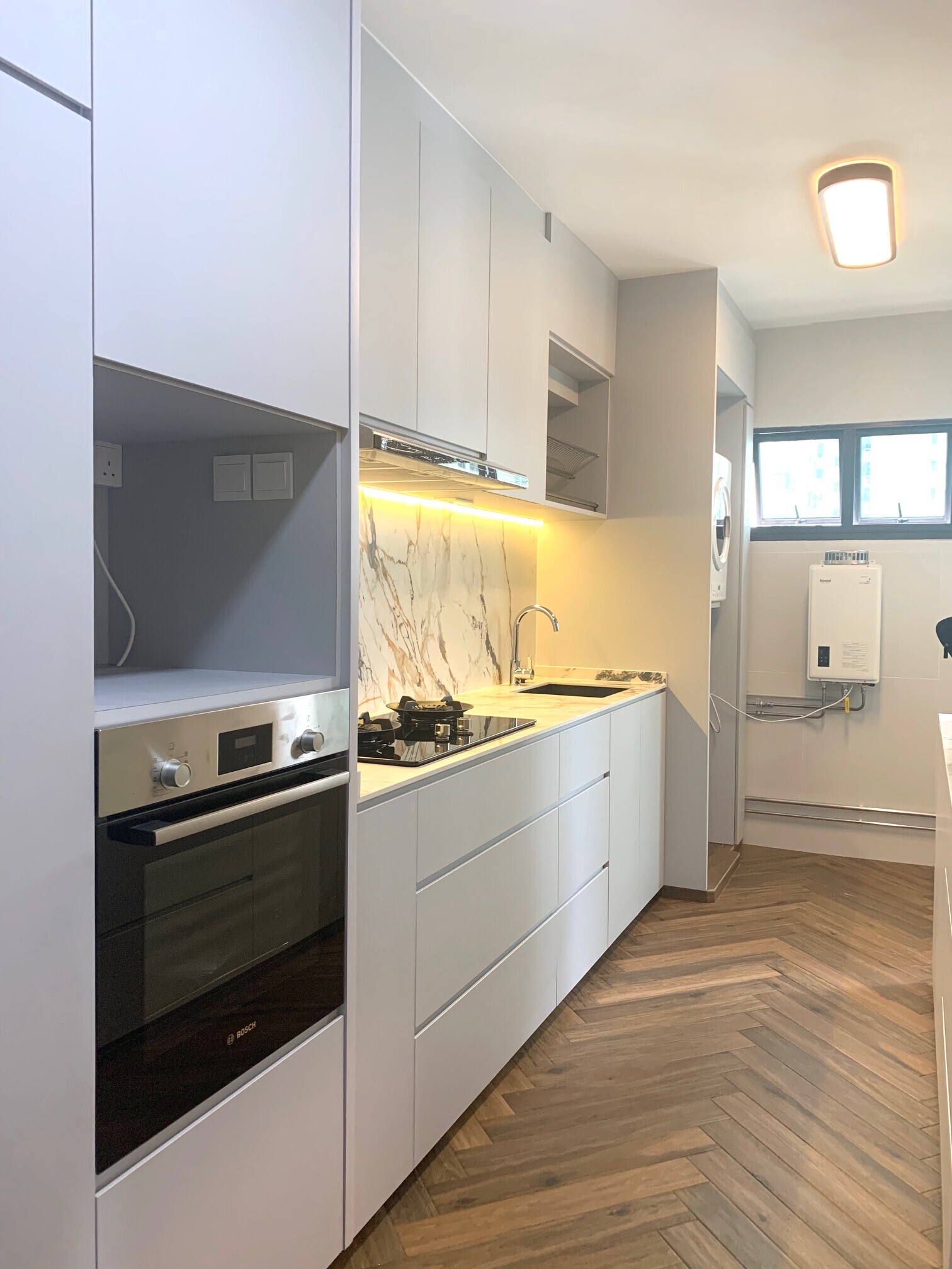 ID Avenue - Minimalistic / Scandinavian - KITCHEN - Resale HDB - $58,000