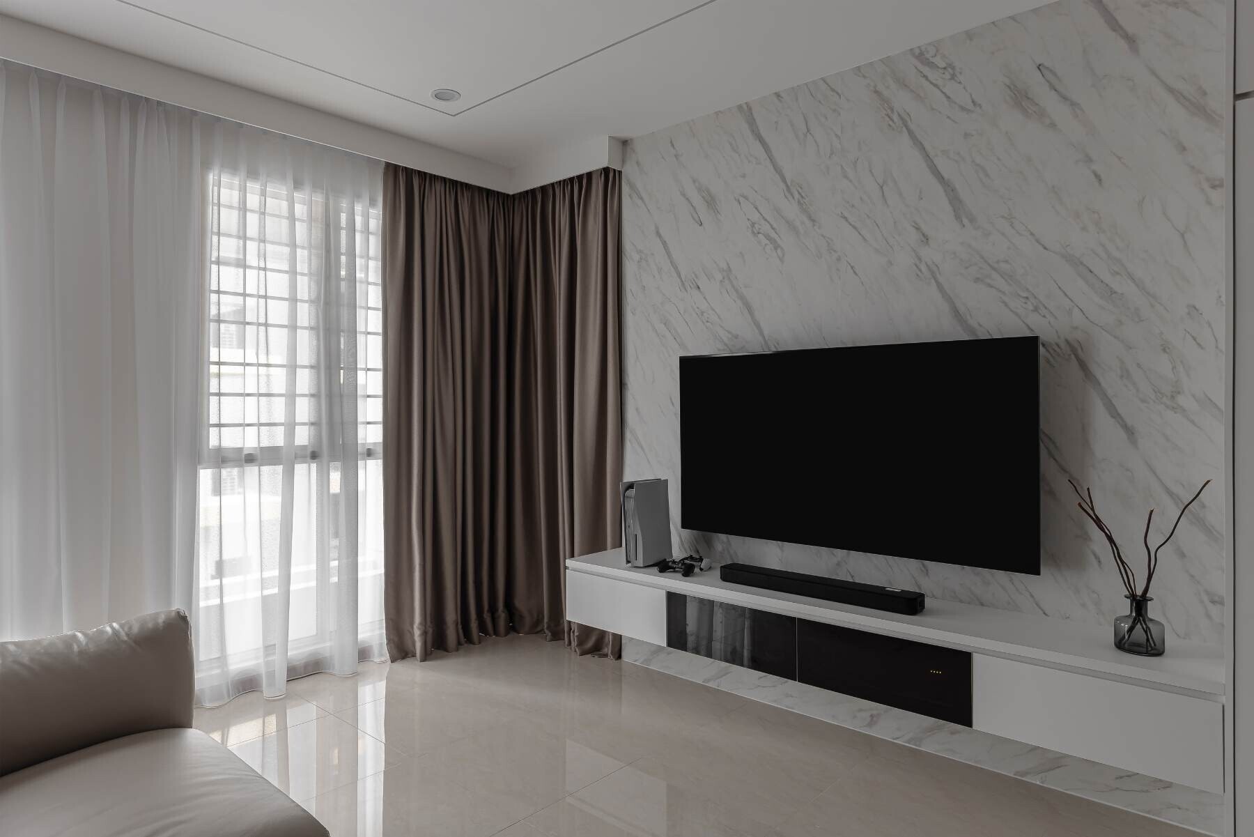 AC Vision Design - Modern / Contemporary -  - Resale Condo - $57,500