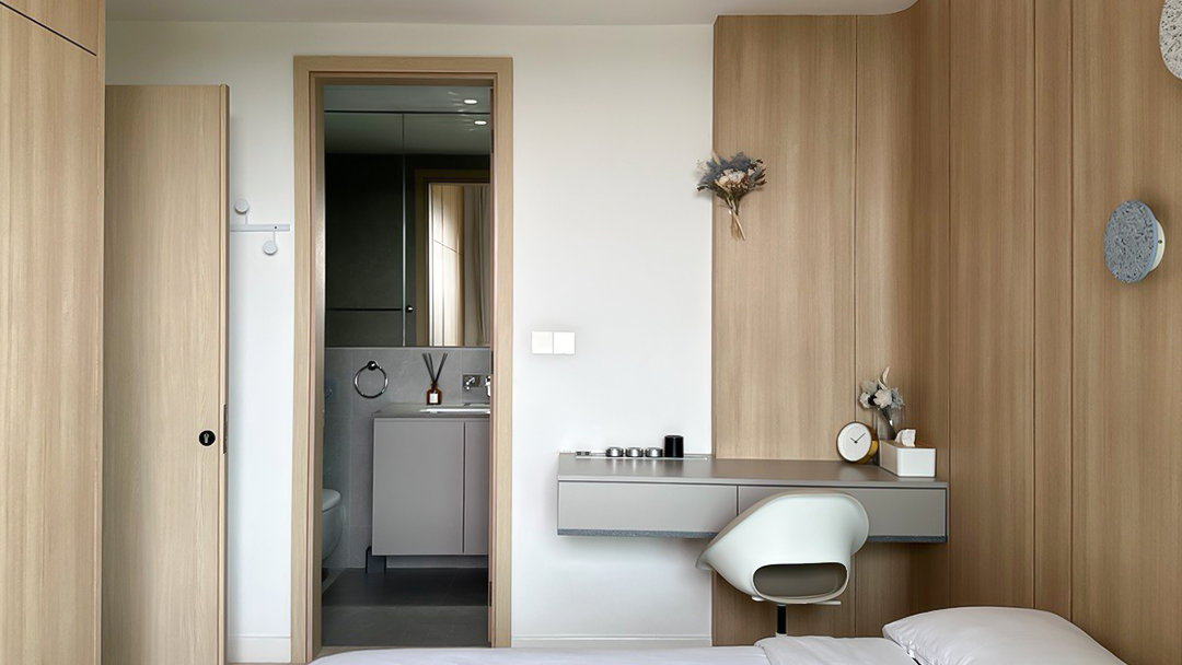 Elite Boss - Modern / Contemporary - Junior Master Bedroom - Resale Condo - $150,000