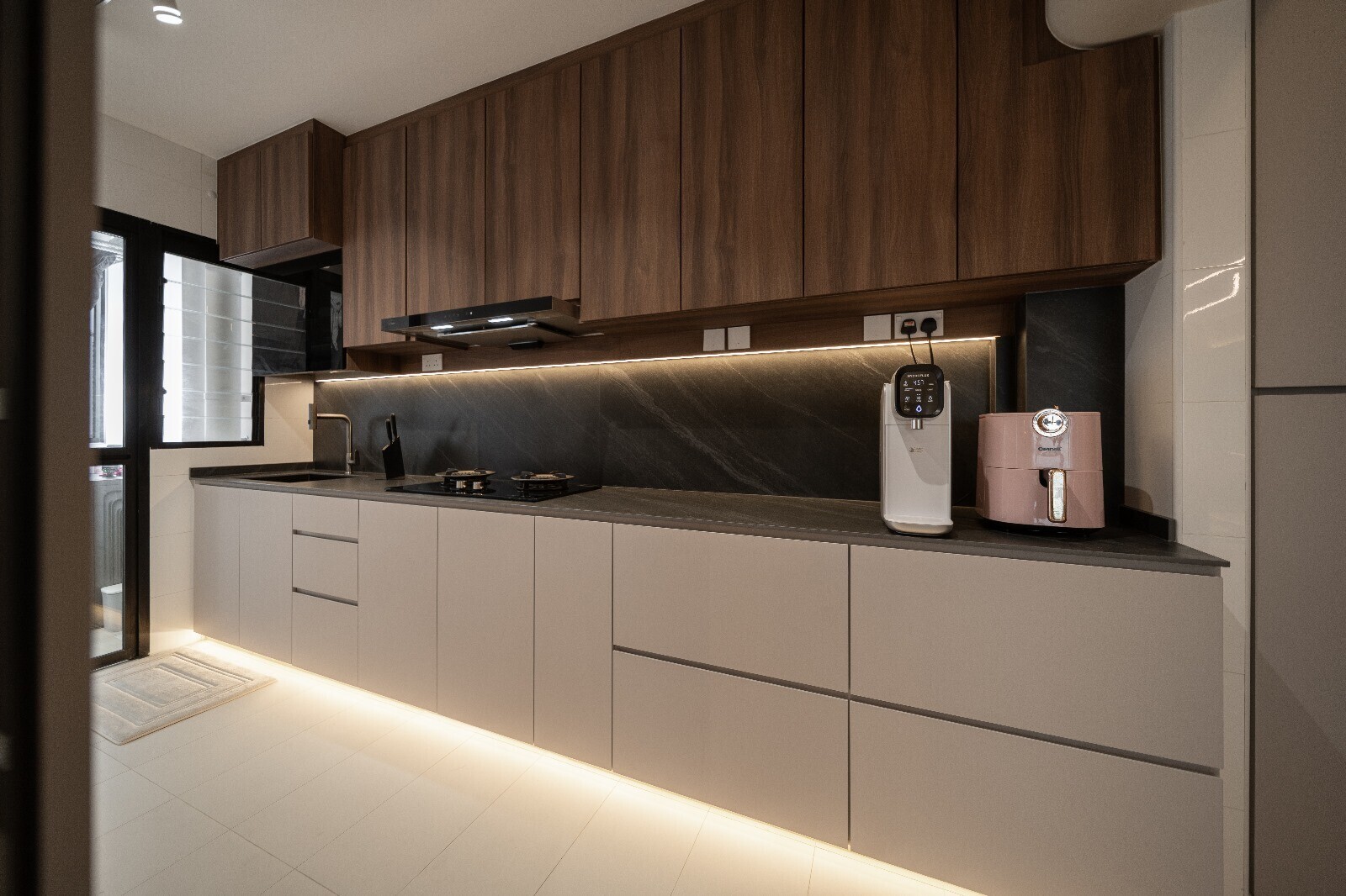 Dazzling Home Pte Ltd - Modern / Contemporary - Kitchen - New HDB - $85,000