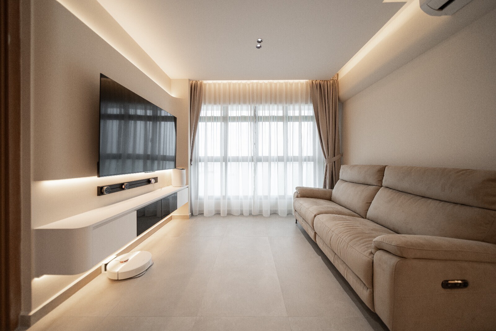 DEZIGN ORIGIN HAUS - Modern / Contemporary - Living Room - New HDB - $85,000