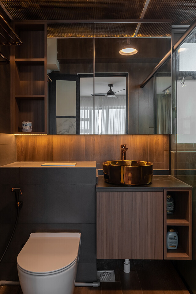 Haus of Design - Modern / Contemporary - Master Bathroom - Resale HDB - $27,000