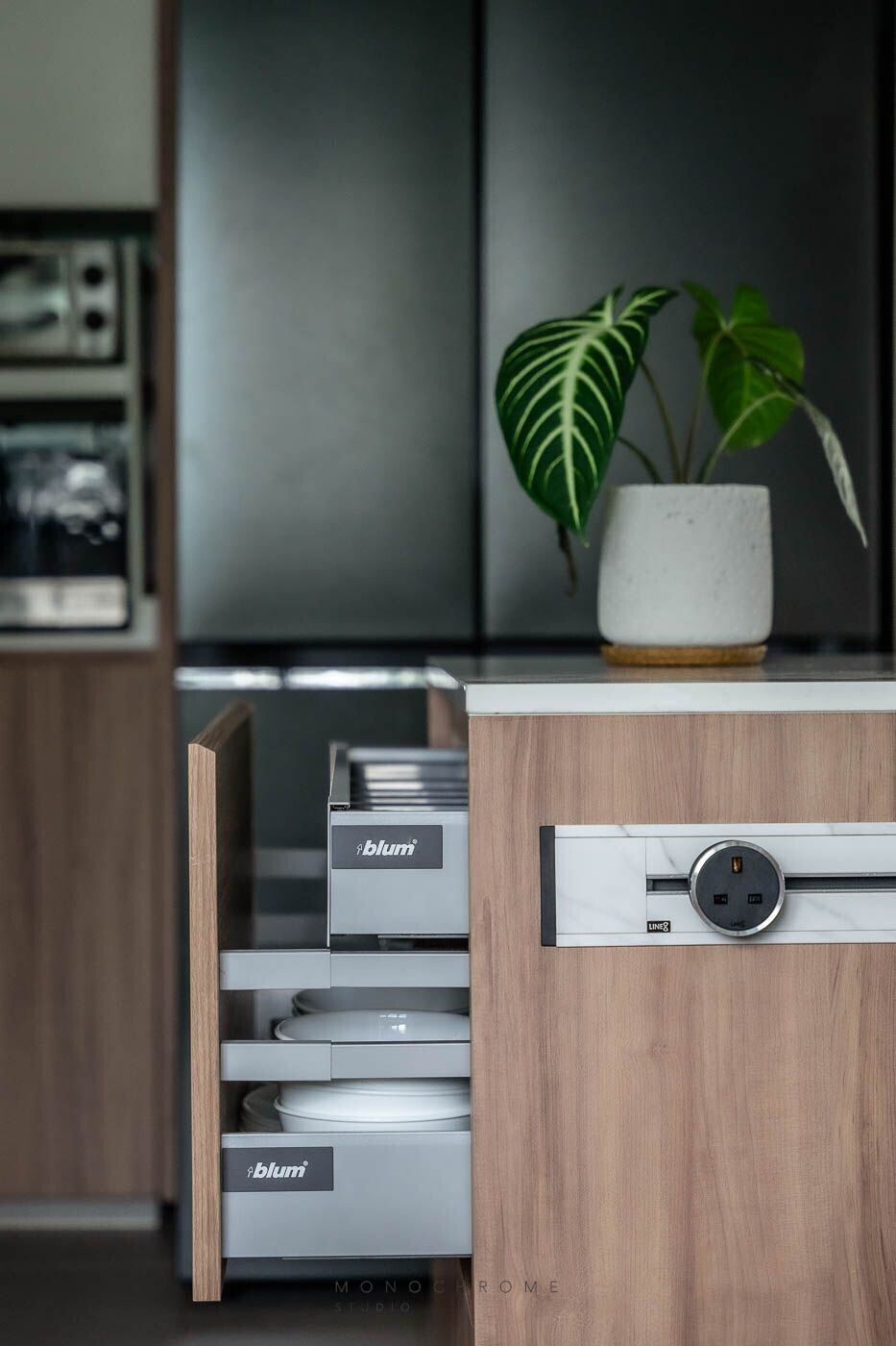 Zxdesign - Minimalistic / Scandinavian - Kitchen - Resale HDB - $68,000