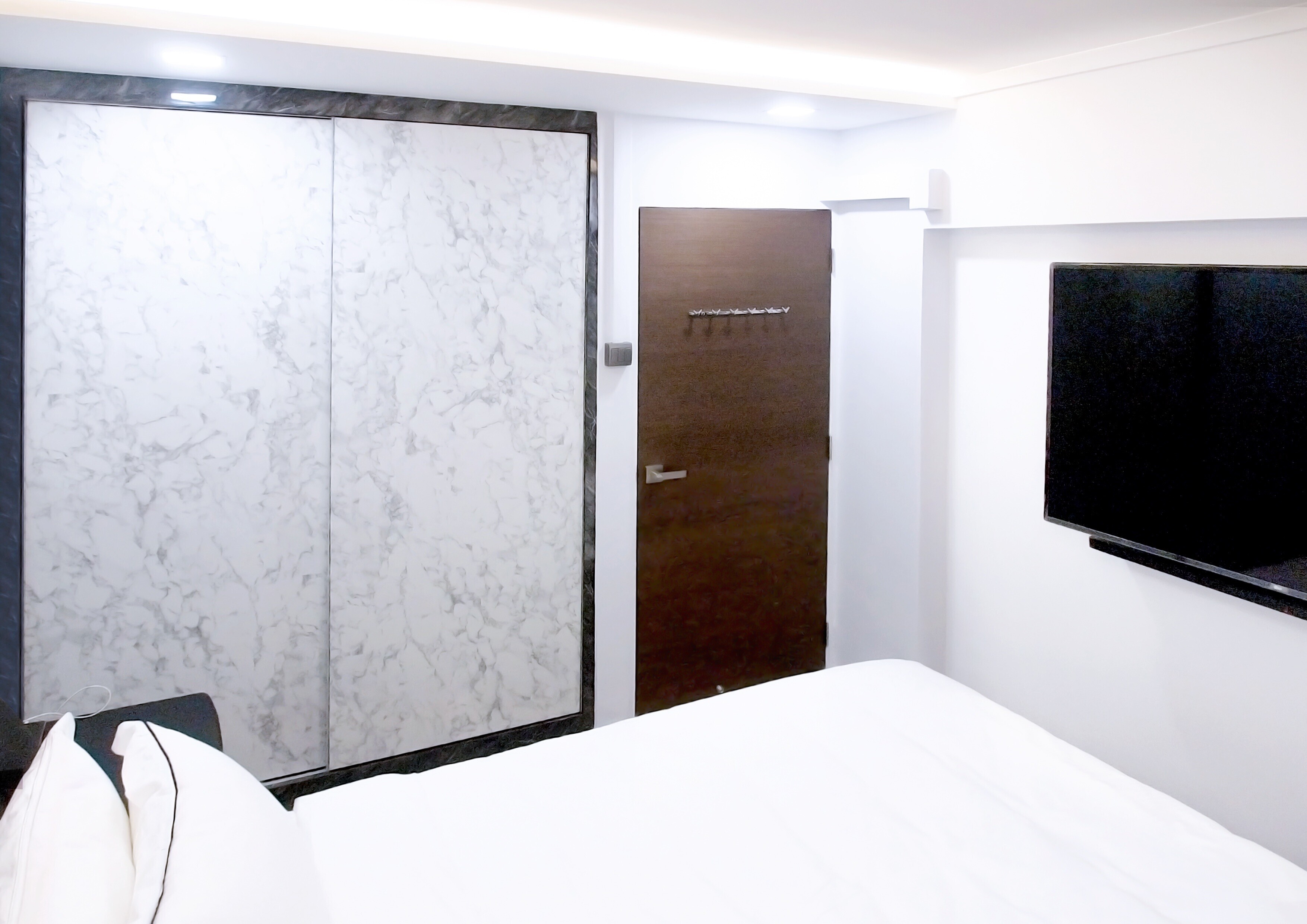 Design Direct - Minimalistic / Scandinavian - Bedroom - Resale HDB - $30,000