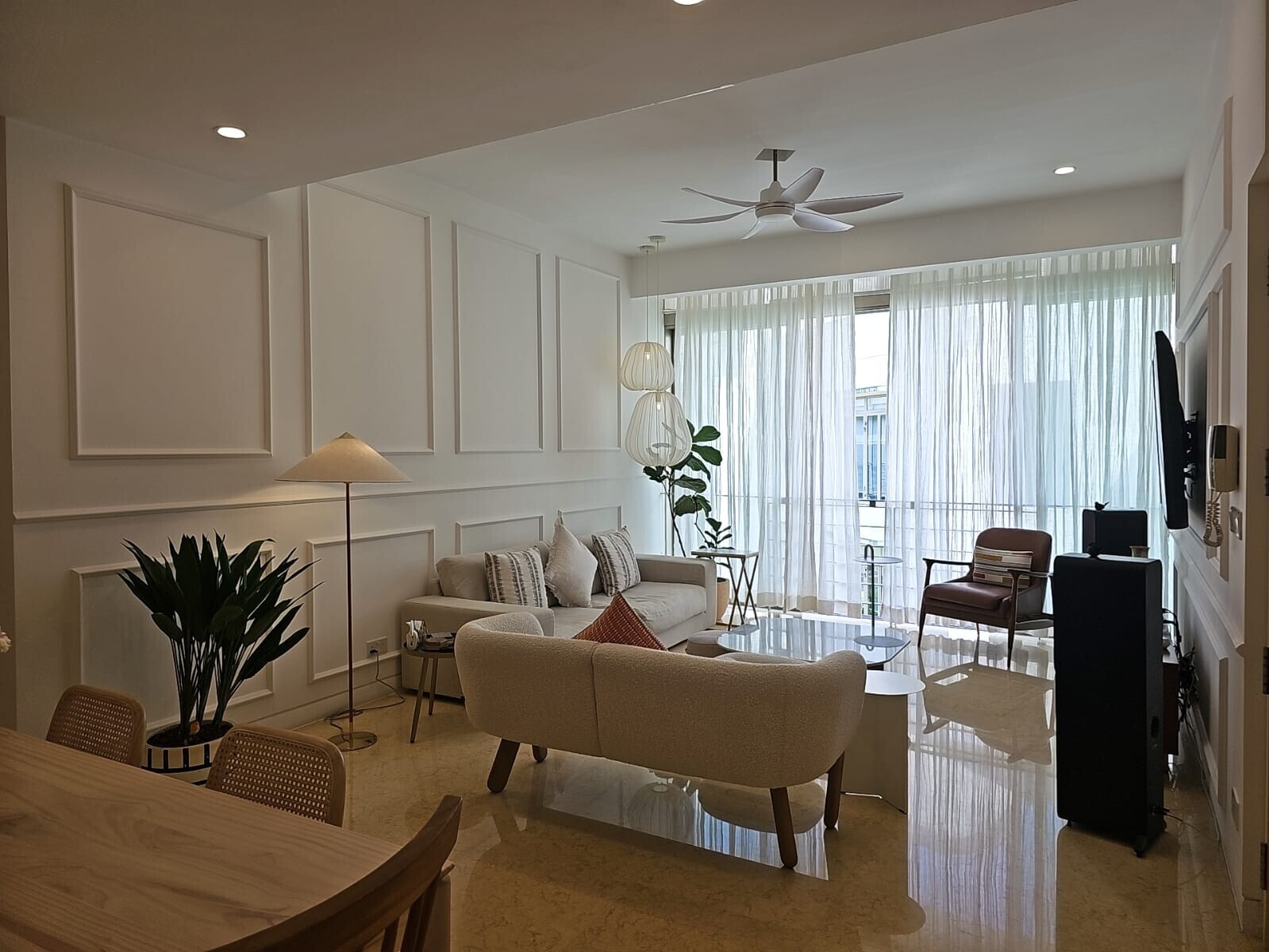 Defour Home Studios - Modern / Contemporary - Living room - Resale Condo - $100,000