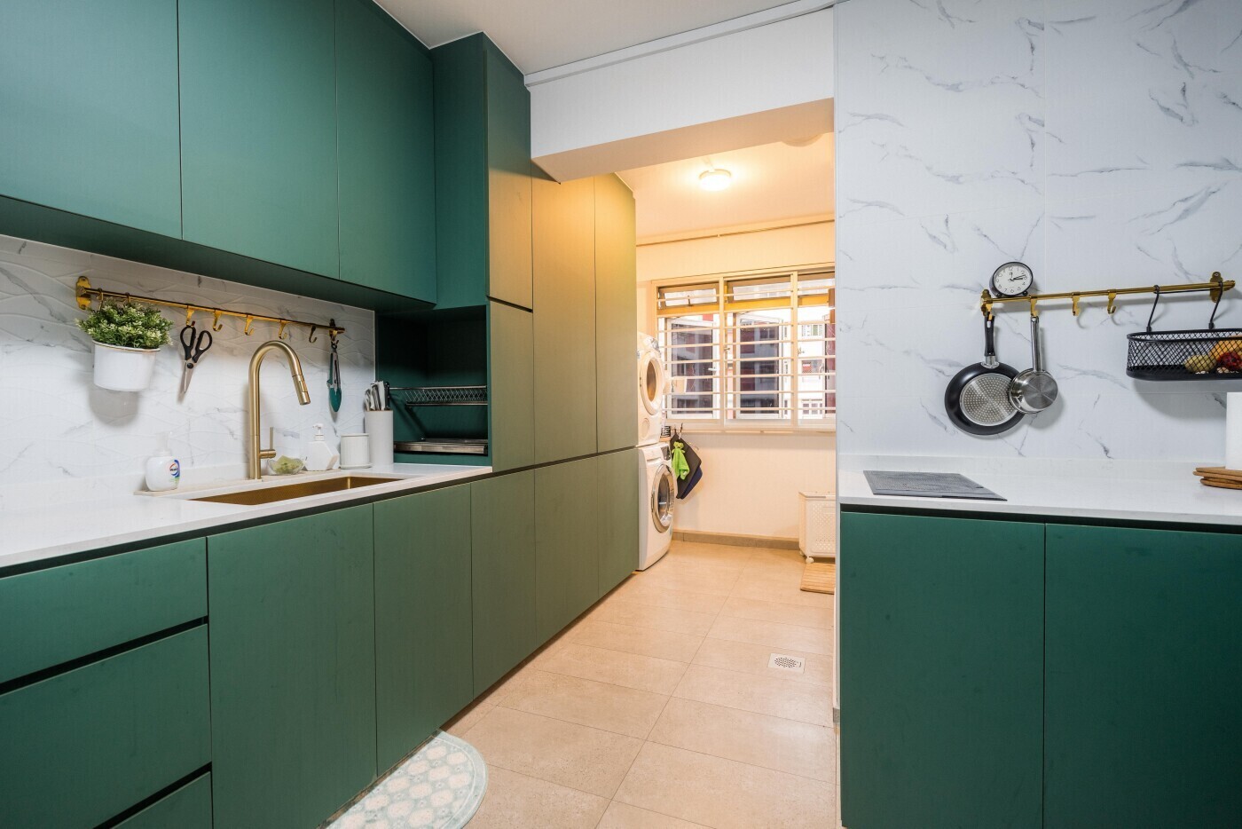 JD Interior - Modern / Contemporary - Kitchen - Resale HDB - $35,000