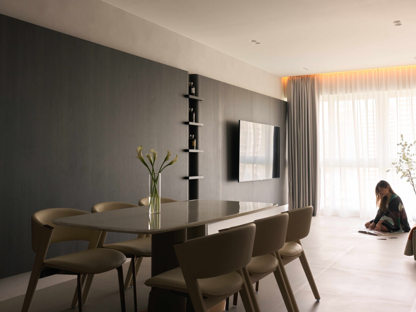 Interior Angles - Modern / Contemporary -  - Resale Condo - $170,000