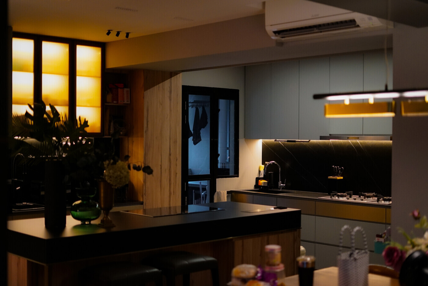 Concrete Concepts - Luxury / Glamorous - Kitchen, Living Area - New HDB - $110,000