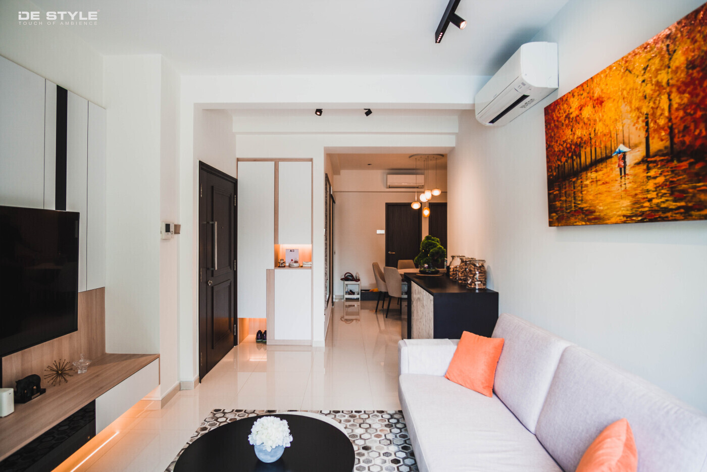 Concept Matters - Modern / Contemporary - Entrance - Resale Condo - $101,000