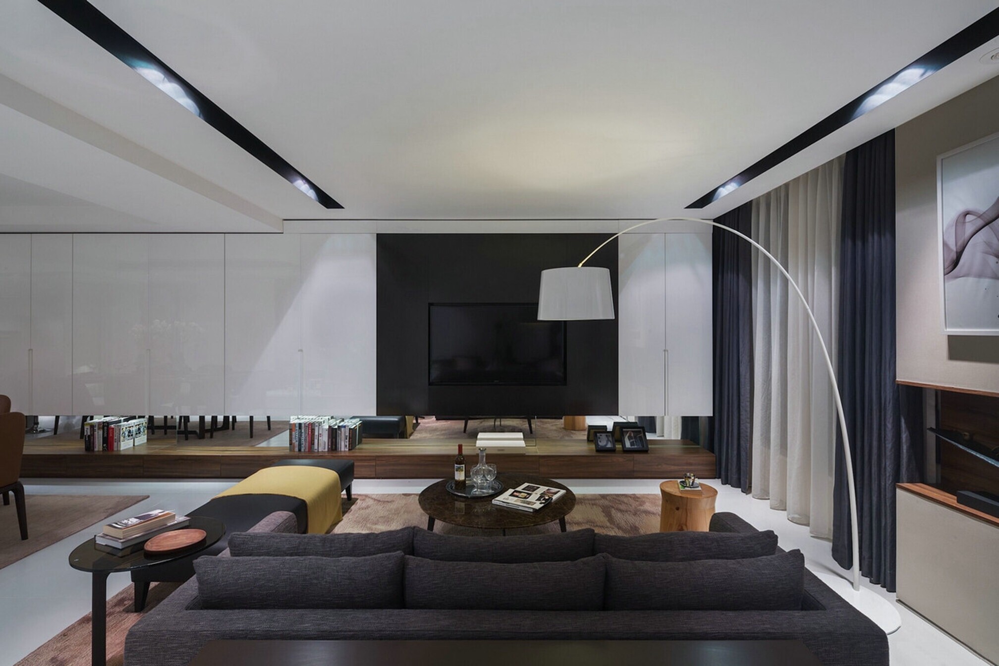 Art De Interior - Modern / Contemporary -  - Resale Condo - $90,000