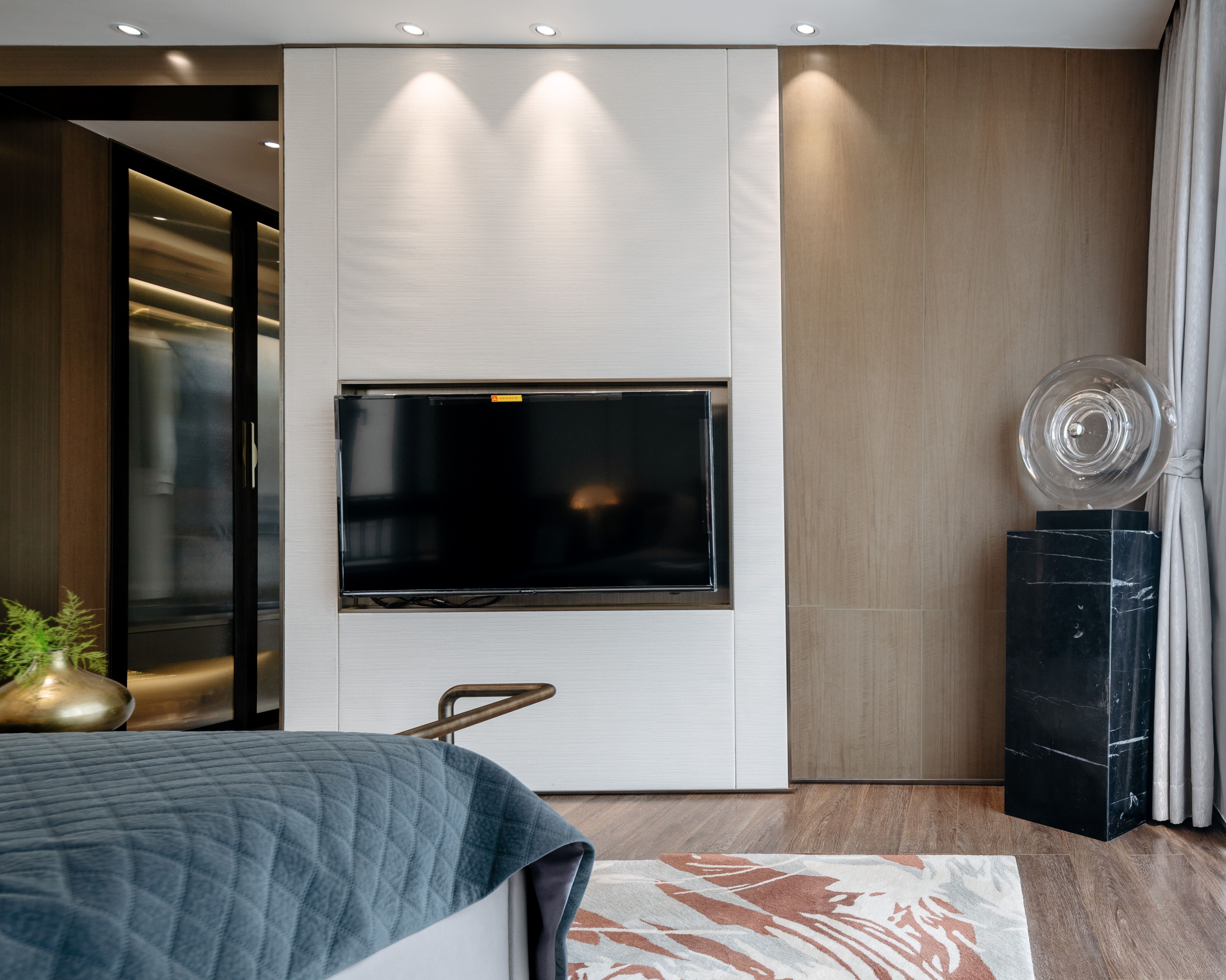 Mr Designer Gallery - Modern / Contemporary -  - Resale Landed - $160,000