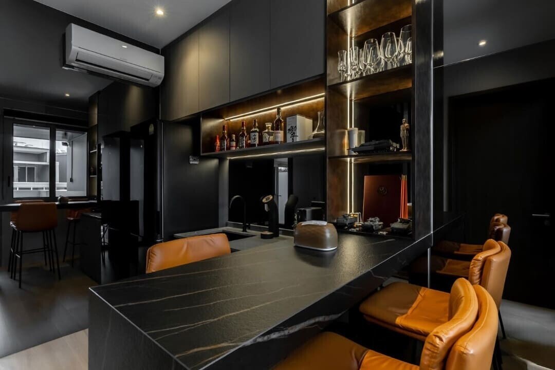 Dezign121 - Luxury / Glamorous - Kitchen - New Landed - $70,000