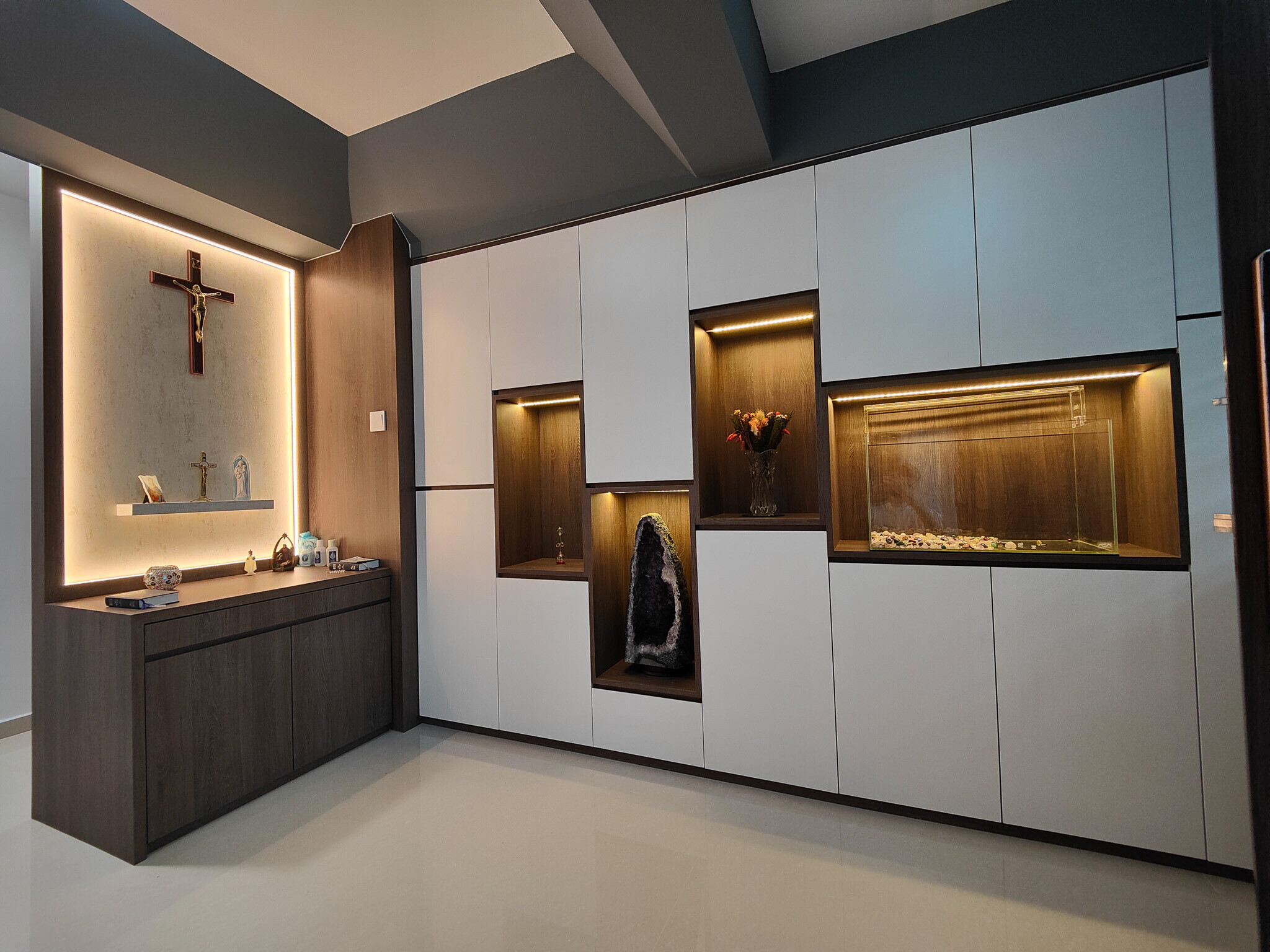 Reno Reno - Modern / Contemporary - Foyer - New HDB - $78,000