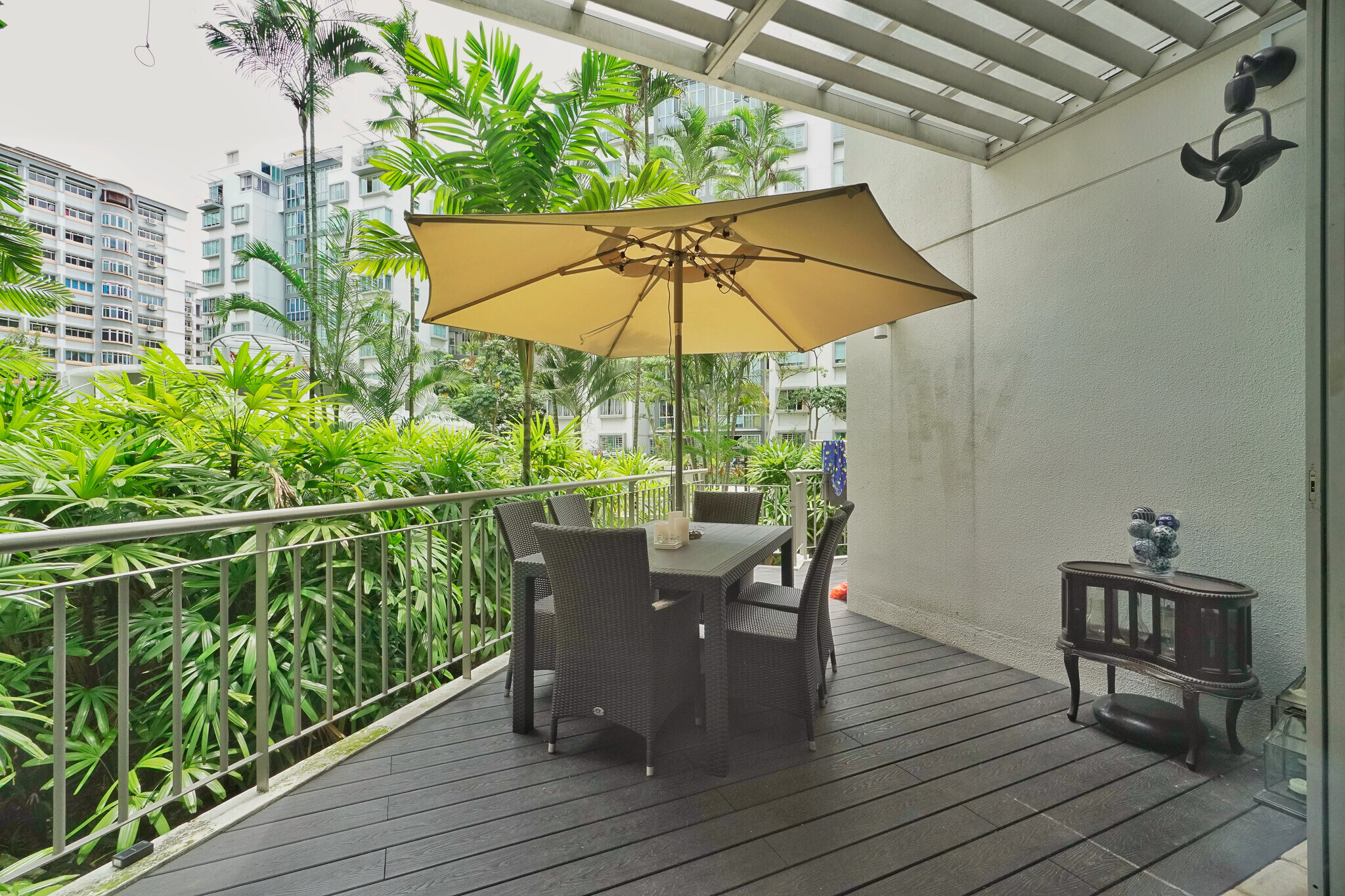 Groove Interior - Luxury / Glamorous - Balcony - New Condo - $68,500