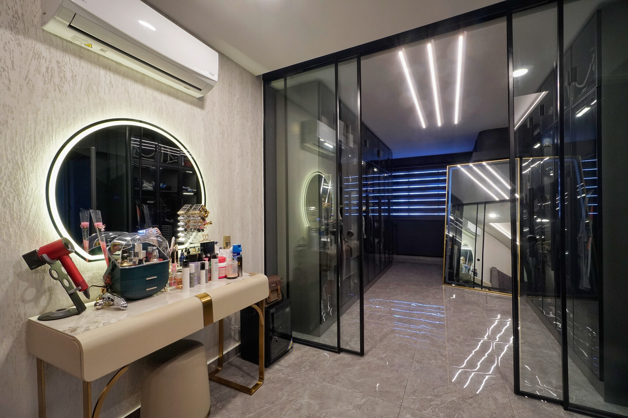 ID Avenue - Modern / Contemporary - Master Bedroom - Resale HDB - $52,803